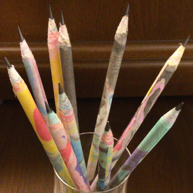 【　デザイン雑貨　Marbling Art Paper Pencil　】