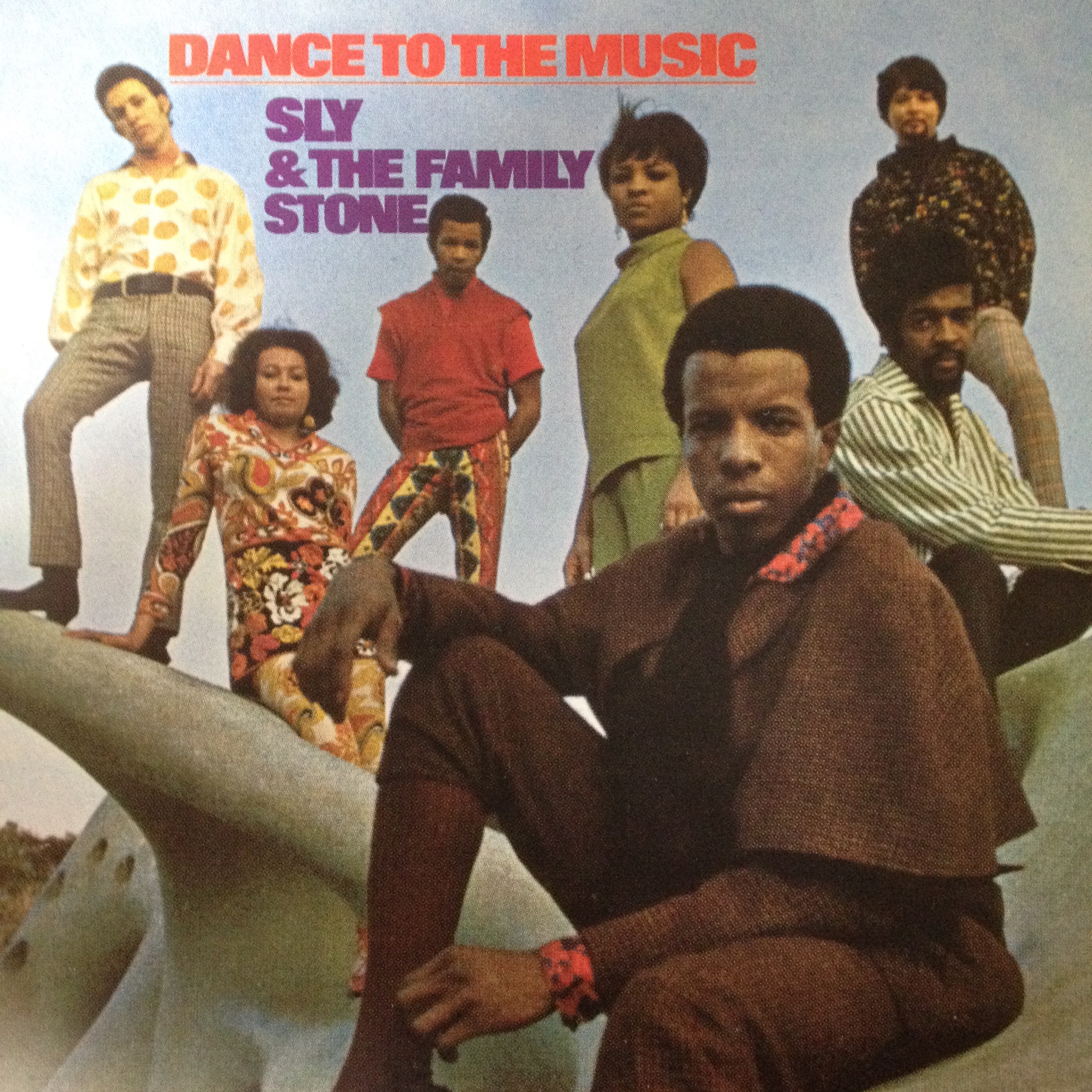 SLY & FAMILY STONE 「Dance To The Music」